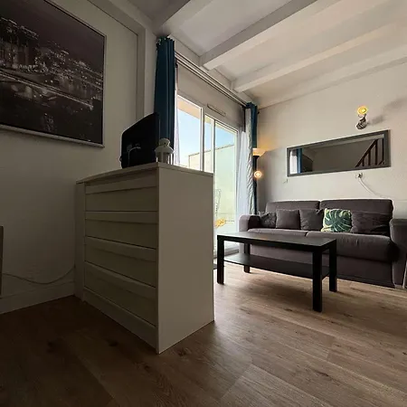 2 Pieces Avec Piscine, Terrasse Et Parking, Pres De La Plage - La Rochelle - Fr-1-246-305 Λα Ροσέλ